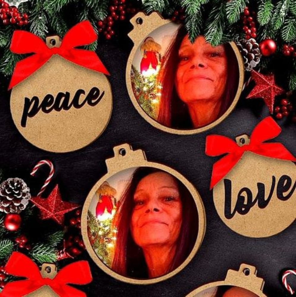 Meet your Posher, Lois